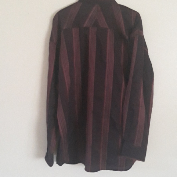 Attitude Gold shirt - Picture 2 of 3